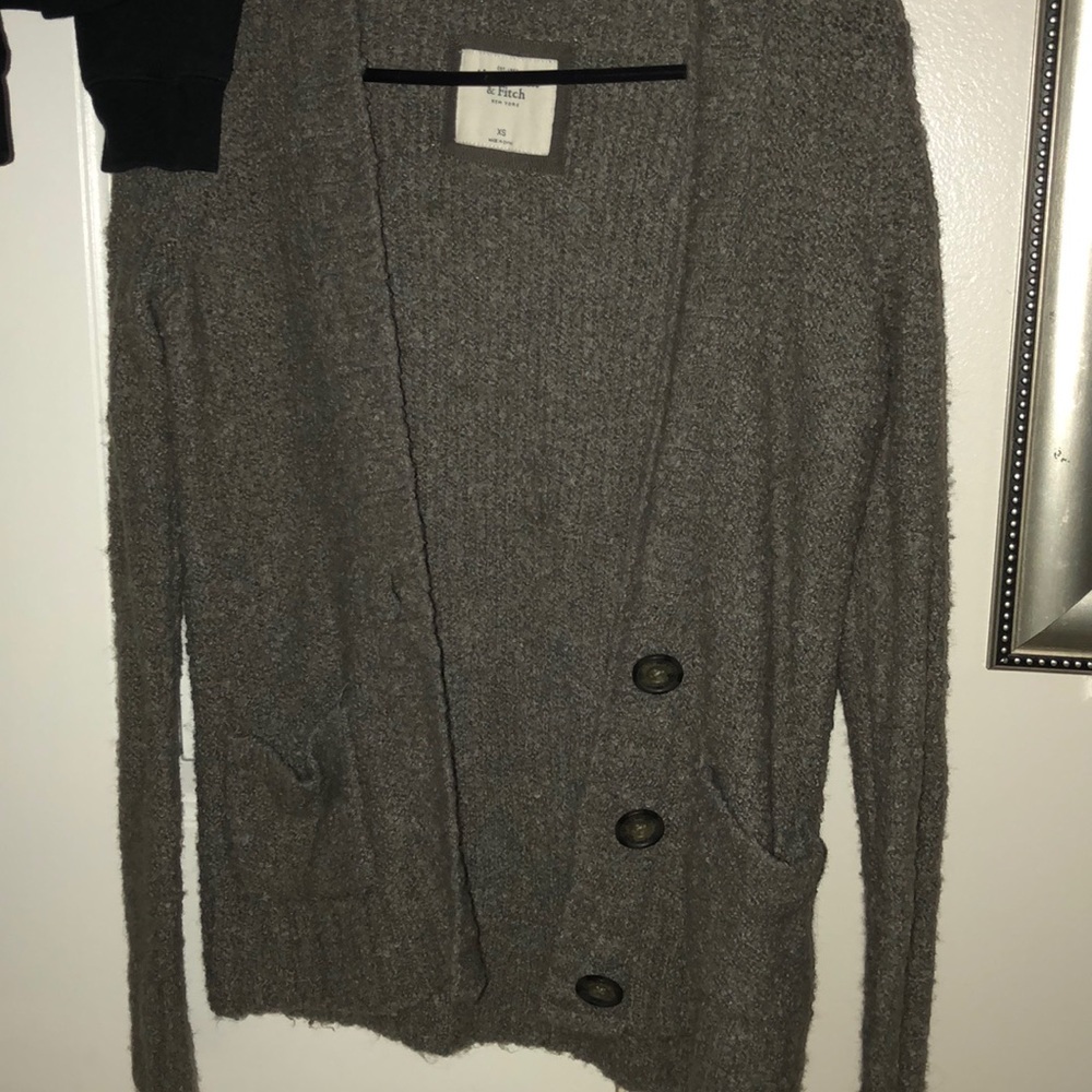 Grey cardigan